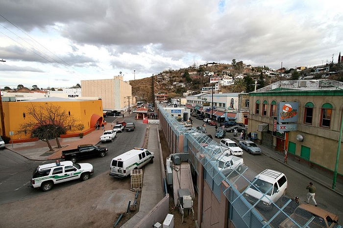 US Mexico border in Headline News & News Online