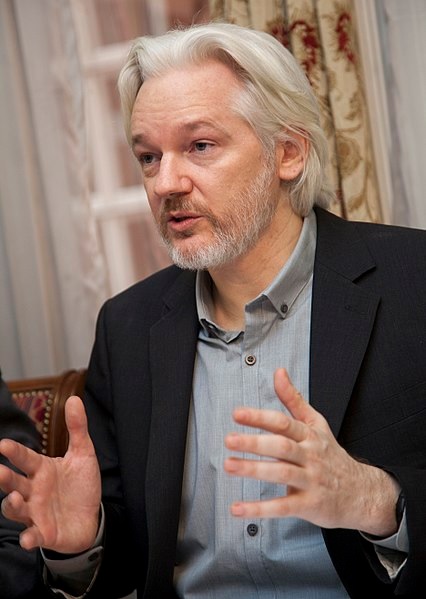 Julian Assange in Online News & World News