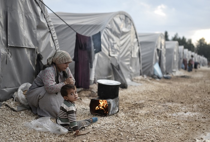 Syria refugees in online news & world news