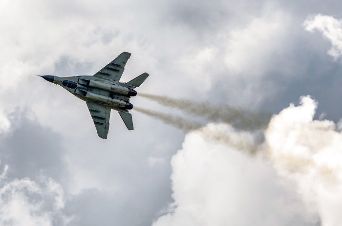 Russian fighter jet in online news & headline news