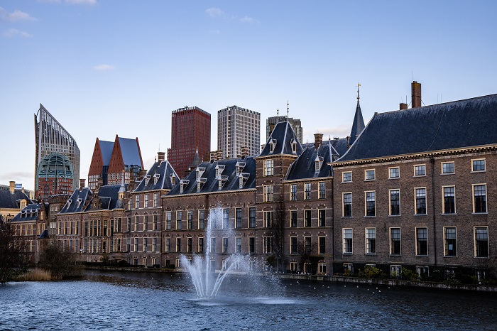 Holland's government buildings in online news & world news