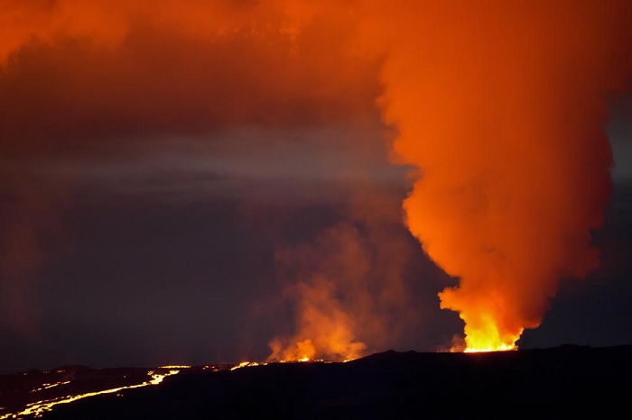 World's largest volcano in headlines & news online