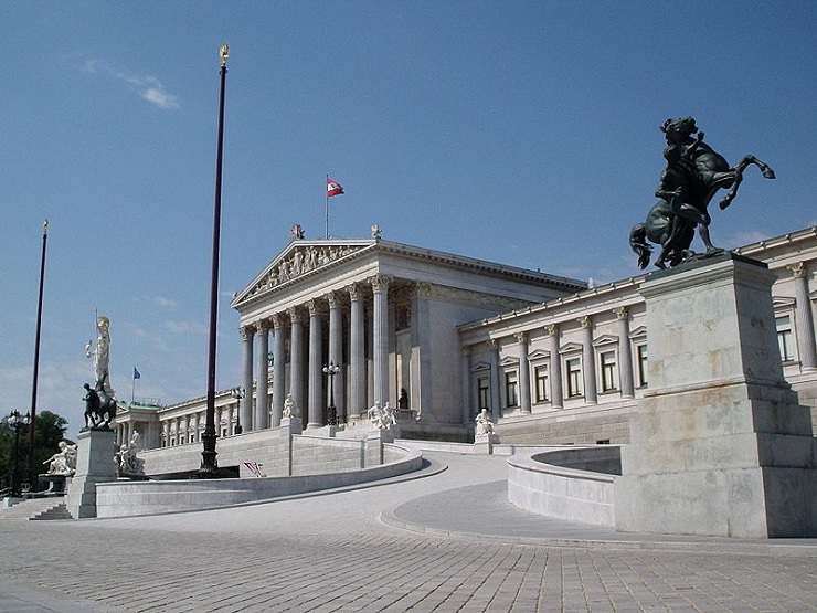 Austria's parliament in News Online & World News