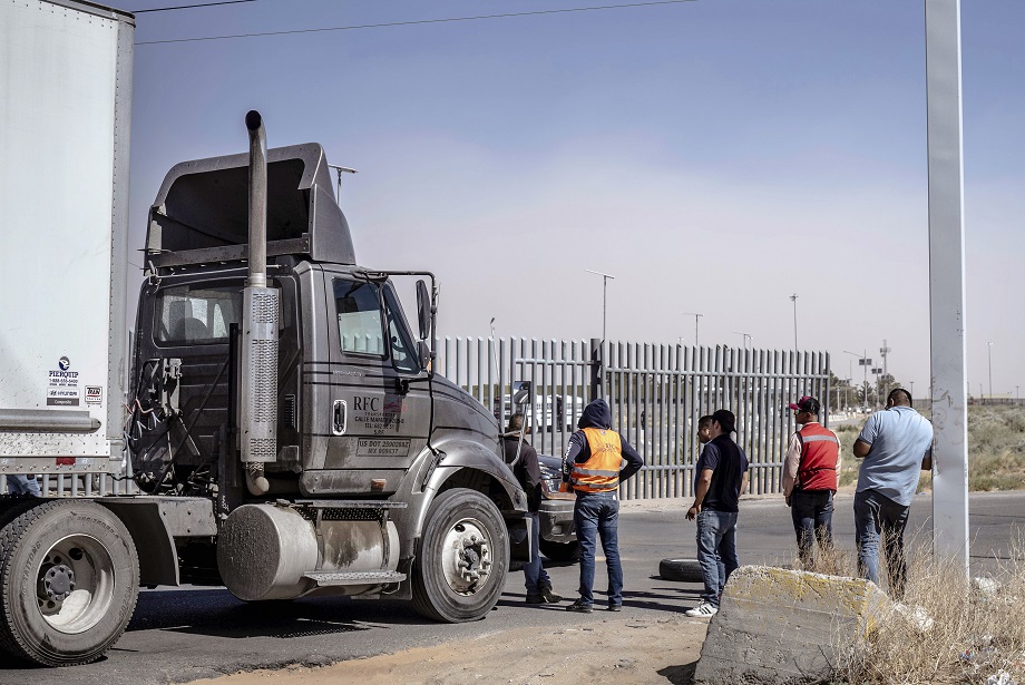 Truck drivers protests in Online News & World News