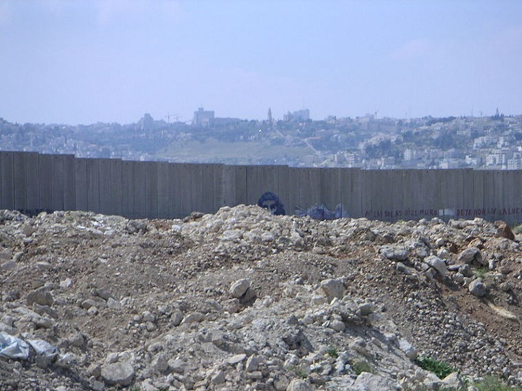 West Bank's wall in Online News & World News Now