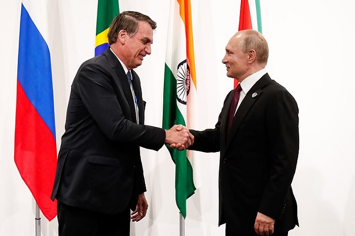 Bolsinaro & Putin in Online News & Bulletin News