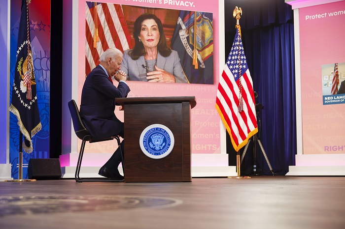 Biden & Hochul in Online News & Bulletin News