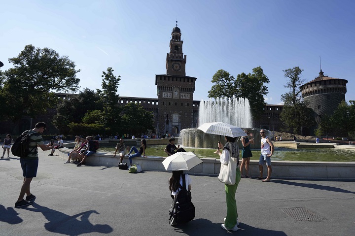 Italy's heat wave in headline news & breaking news