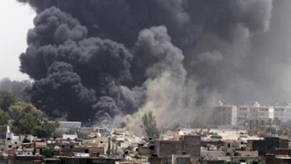 Air strikes in Libya in online news & world news