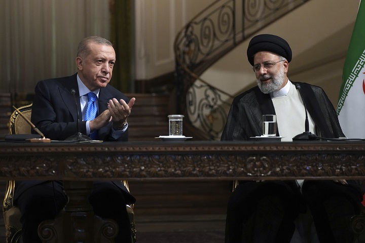 Turkey's and Iran's meeting in online news & international news