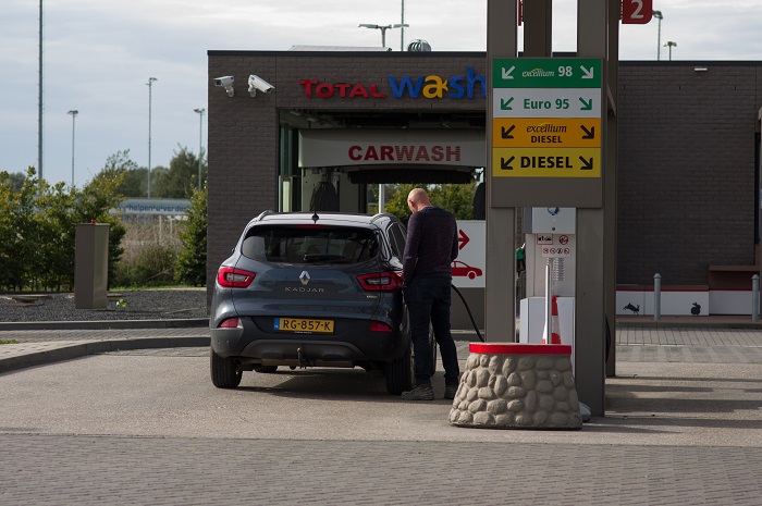 Total's gas pump in online news & headline news