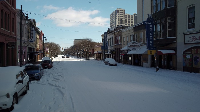 Winter storms in online news & headline news