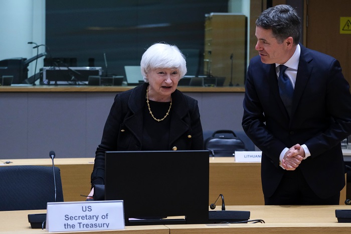 Janet Yellen in online news & headline news