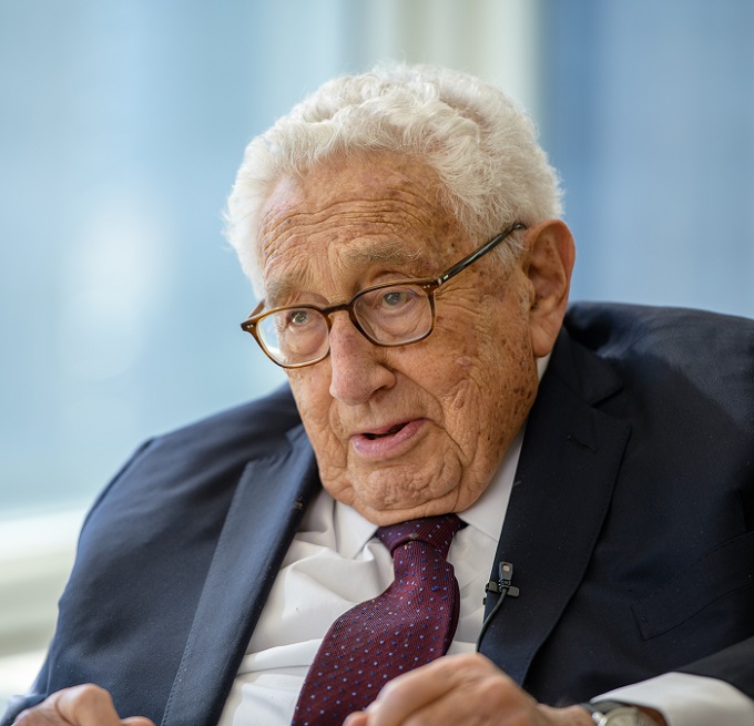 Mr. Kissinger in commentary & editorials