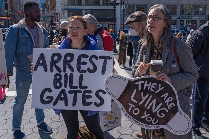 Protests against Bill Gates in headline news & bulletin news