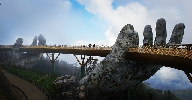 The Golden Bridge in Vietnam in online news & world news