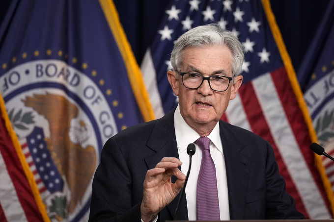 Federal Reserve Chairperson Jerome Powell in the economy & online news