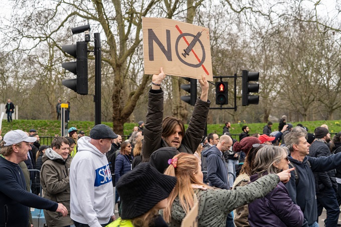 Lockdown protests in London in commentary & editorials
