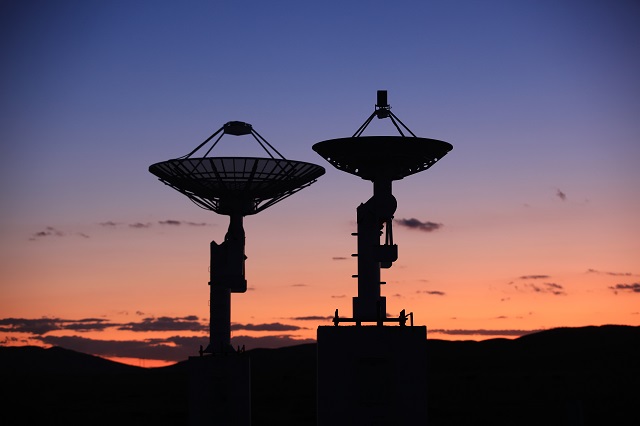 Satellite receivers in science and online news