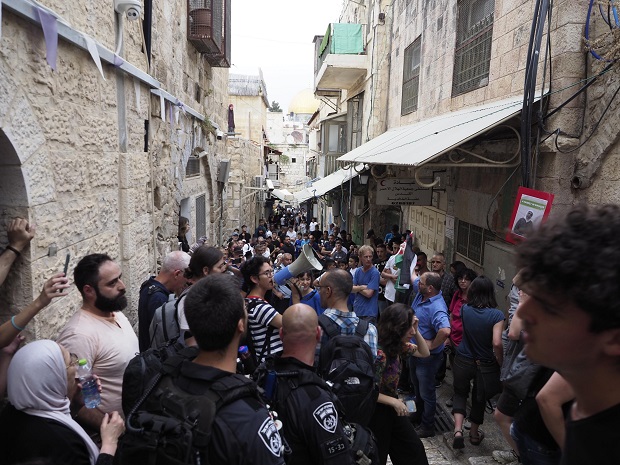 Protests against evictions in Jerusalem in online news & world news