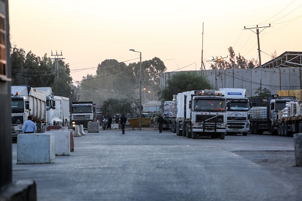 Gaza's border with Israel in headline news & online news