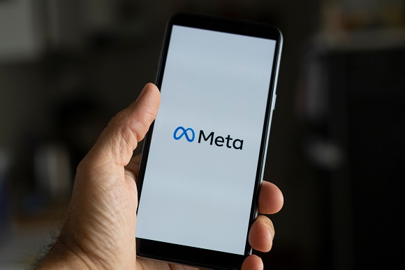 Meta's app on a mobile thing in online news & bulletin news