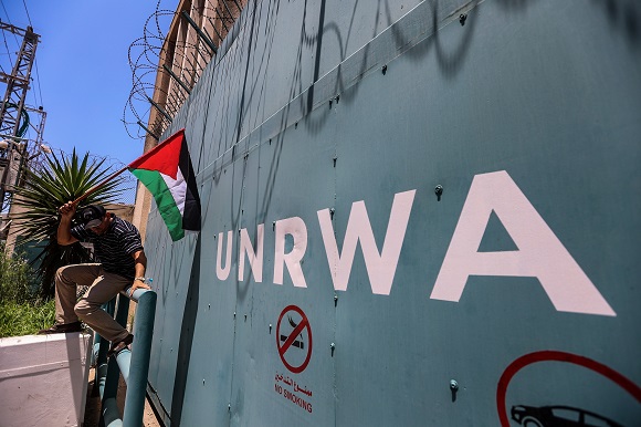 UNRWA & Palestinians in online news & headline news