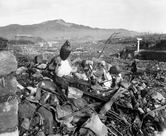 Nagasaki after the bomb in 1945 in headline news & online news