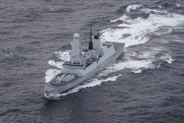 A british naval vessel in the Red Sea in headline news & online news