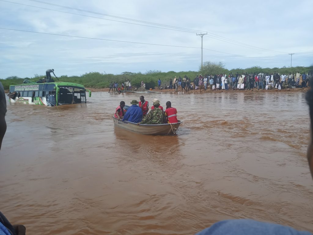Rain brings floods to Kenya in world news & online news