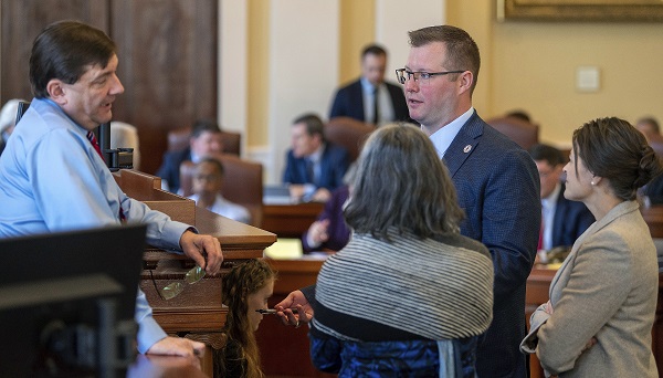 Maine's legislators celebrate in online news & headline news