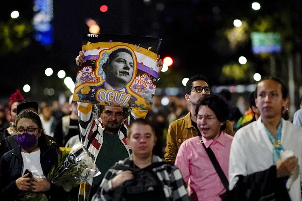 Mexico's elections & a woman president in headlines & online news