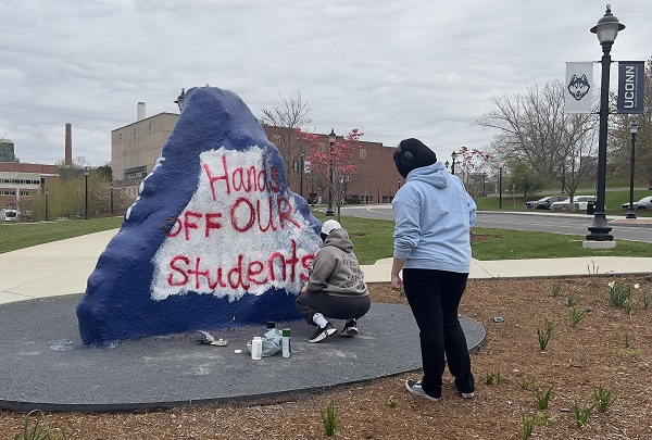 At UConn, protests for a ceasefire in bulletin news & online news