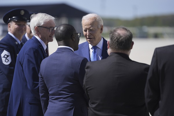 President Biden touts Microsoft's new Wisconsin facility in bulletin news & online news