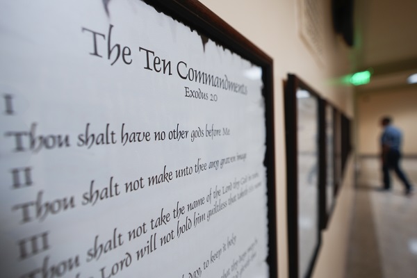 A display of the 10 Commandments in bulletin news & breaking news