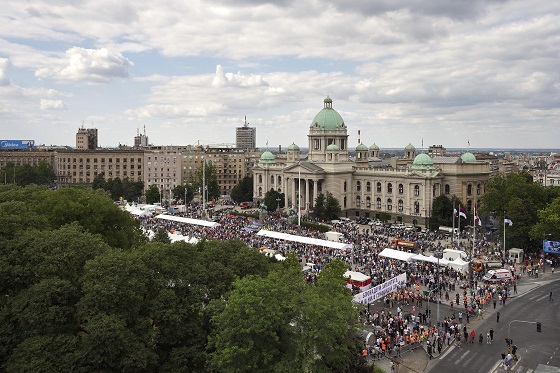Serbs protest