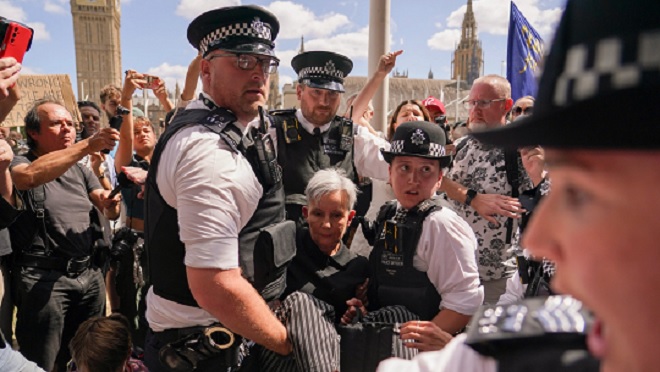 hundreds arrested in London