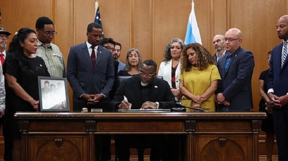 Chicago rejects federal occupation