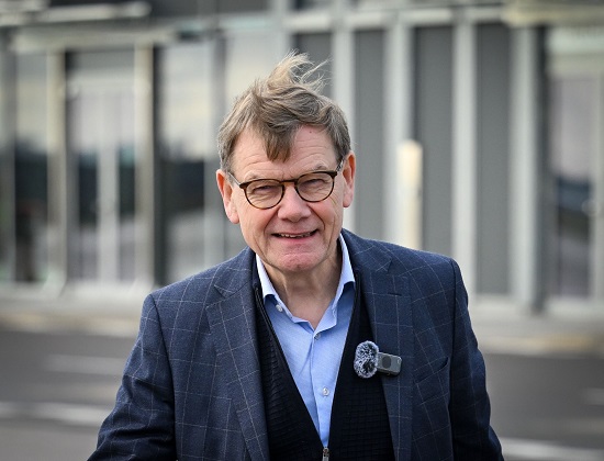 Germany's foreign minister heads to China world news breaking news headline news