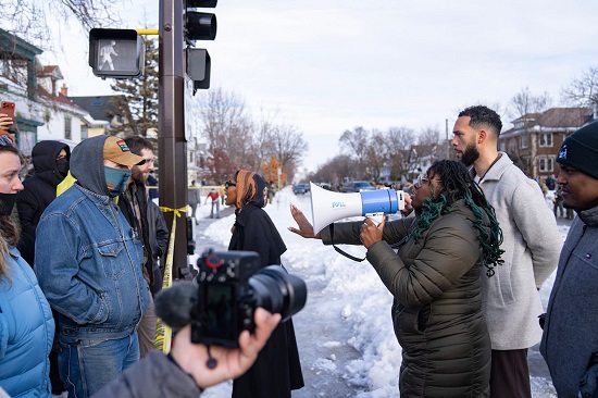 crowd gathered ICE shooting online news headline news north american news