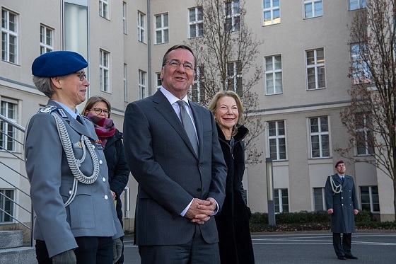 Germany stressed US' plans online news news online world news headlines