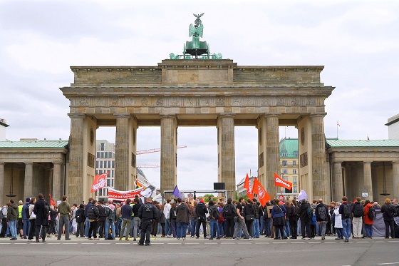 thousands students Germany world news breaking news news online online news latest news about Germany headlines
