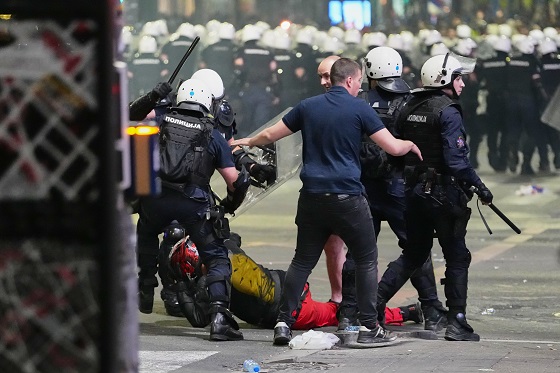 protesters clashed with police online news news online headline news headlines world news Belgrade protests