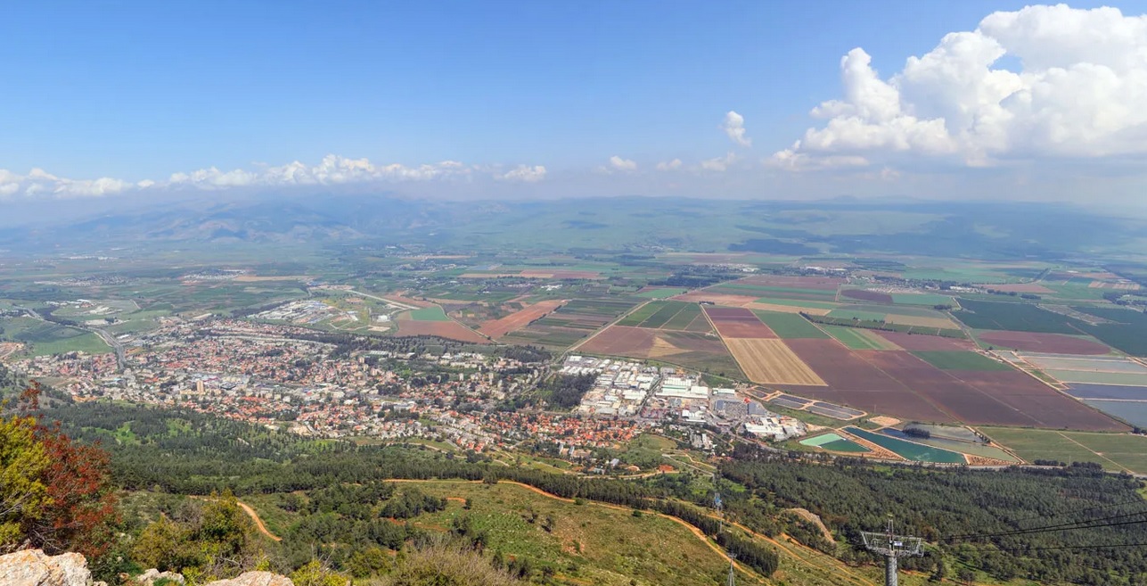 Hezbollah cointinues attacks against northern Israel Kiryat Shimona online news headline news news online headlines world news breaking news Hezbollah updates Israel updates